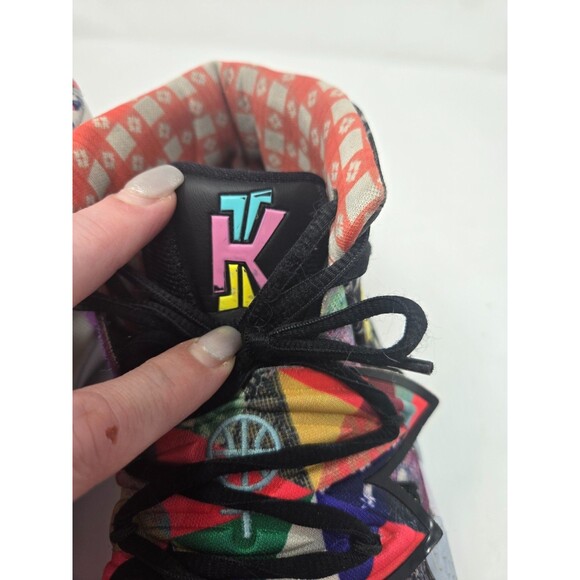 Nike Kybrid S2 What The SpongeBob CV0097-900 Size 7Y Woman's 8.5 Streetwear Y2K - Picture 13 of 15